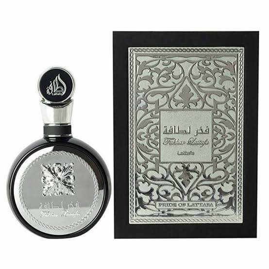 Lattafa Fakhar An Alluring Scent for the Modern Man 100ml EDP